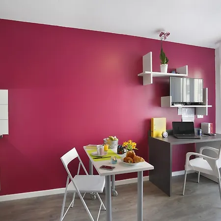 Nemea Eiffel Hotel apartamentowy